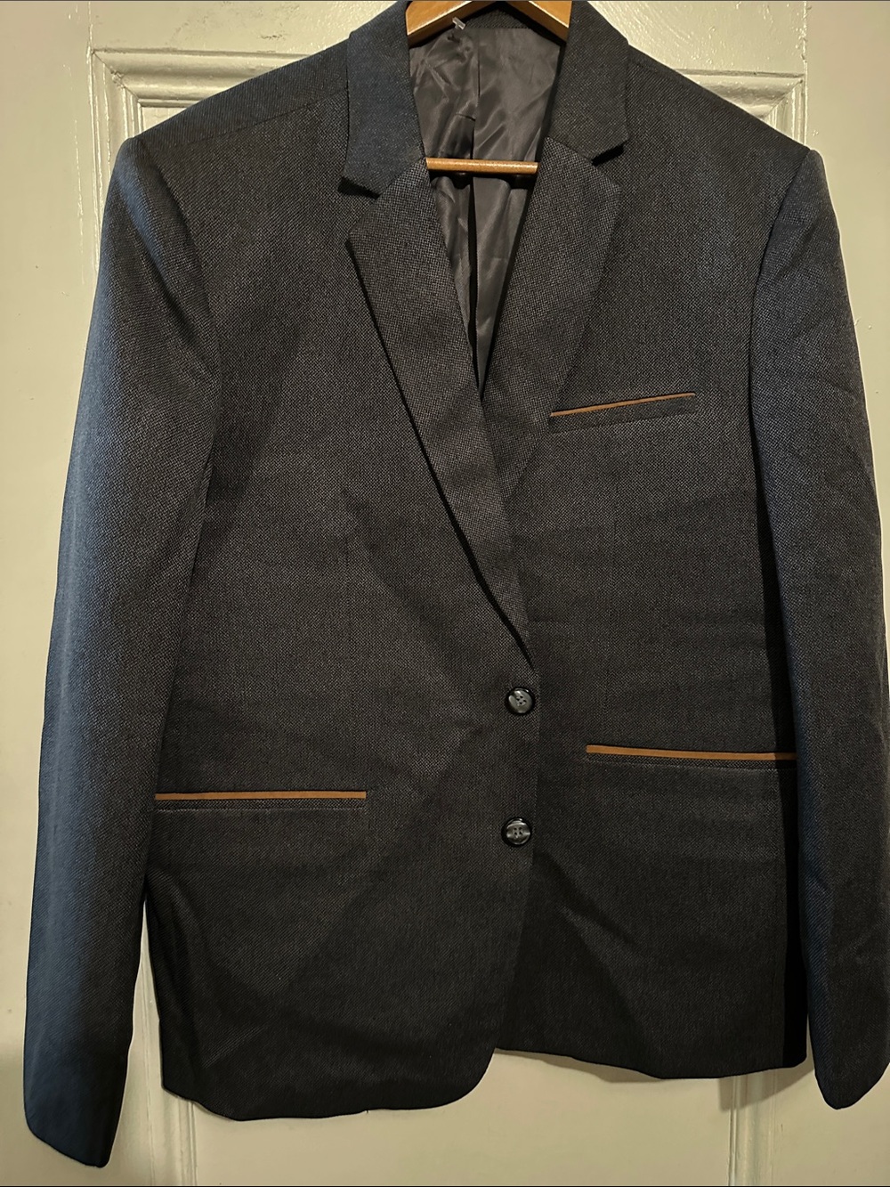 Like New Sheetal Mens Dark Charcoal Two-Button Blazer w/ Brown Trim. 29”L x 21 W